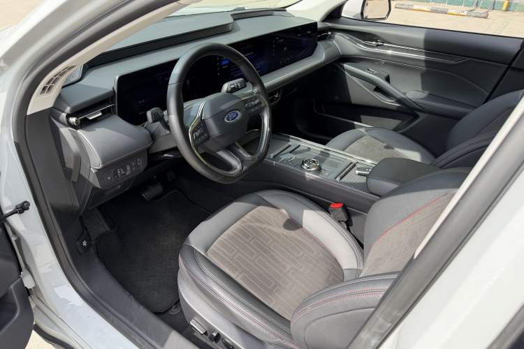 Used Ford Mondeo 2023 EcoBoost 180 Luxury Model