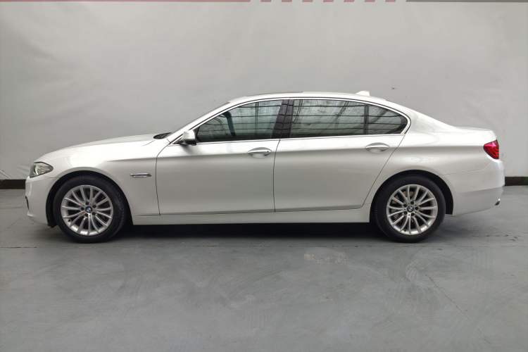 Used BMW 5 Series 2014 525Li Luxury Design Package