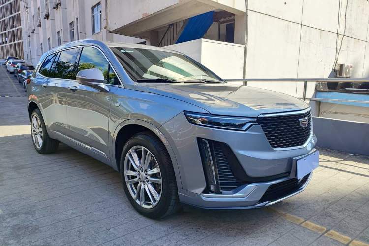 Used Cadillac XT6 2022 2.0T Six-Seater Four-Wheel Drive Luxury Version
