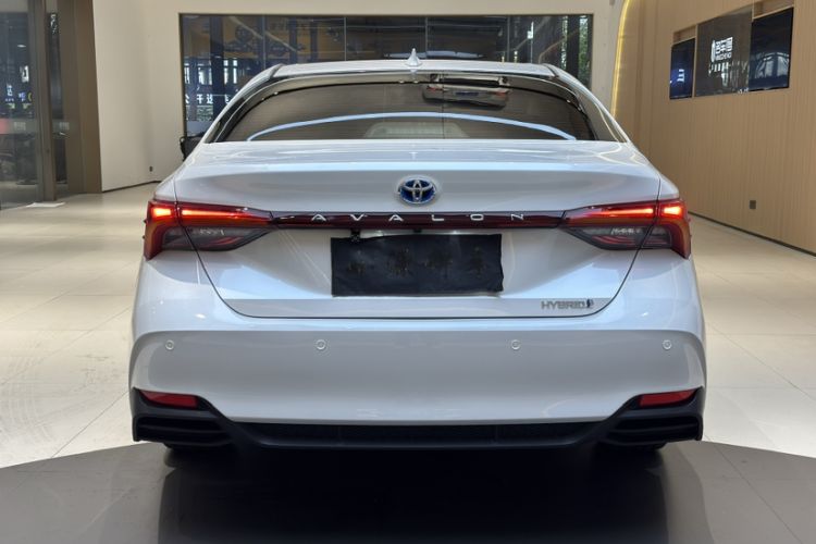 Used Toyota Avalon 2023 Dual-Engine 2.5L Luxury Edition Exterior 5