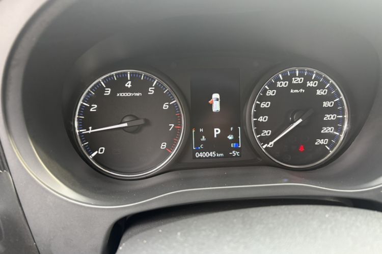 Used Mitsubishi Outlander 2019 2.0L Two-Wheel Drive Comfort Edition 5 Seats China VI Standard
