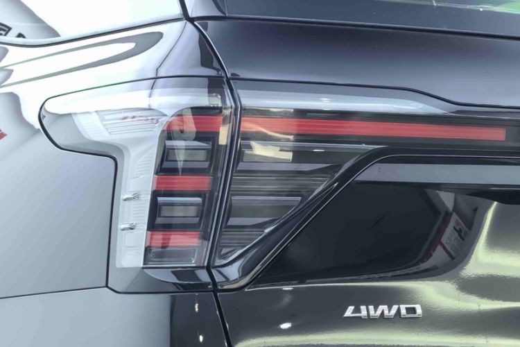 Used Ford Edge 2023 Ford Explorer L 2.0T EcoBoost Four-Wheel Drive 7-Seater Supreme Model
