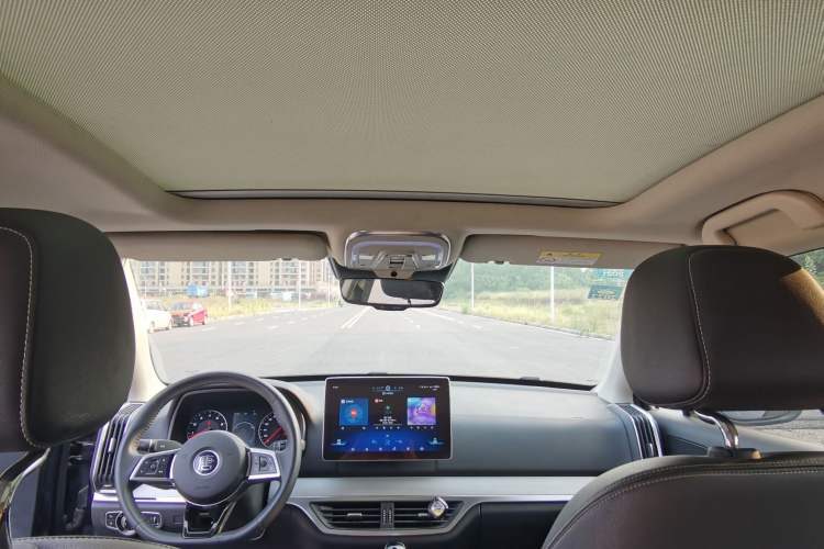 Used BYD Tang 2018 2.0T Automatic Smart Connect Prestige 7-Seater China V Standard