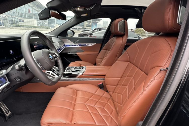 Used BMW 7 Series 2023 Restyled 740Li Luxury Edition M Sport Package