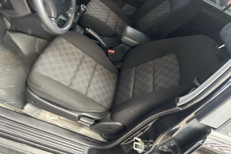 Used Haval H5 Classic 2011 Zhizun Edition 2.4L Four-Wheel Drive Deluxe Differential Version
