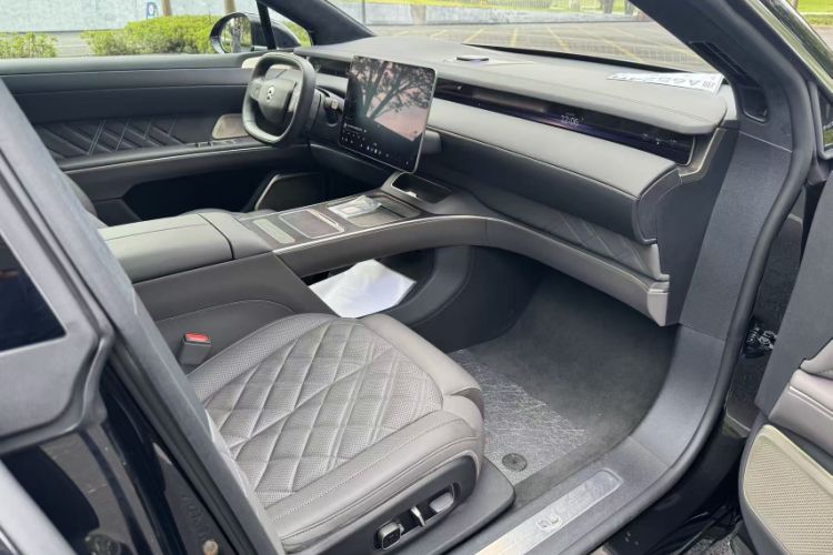 Used Nio ET9 2025 100 kWh