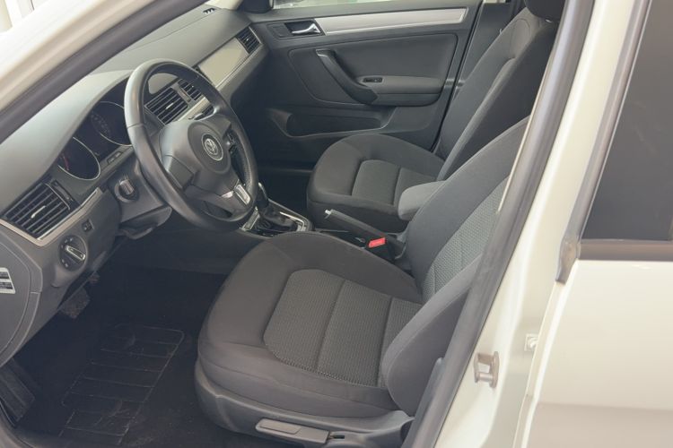 Used Volkswagen Bora 2015 Qihui Edition 1.6L Automatic Fashion Model
