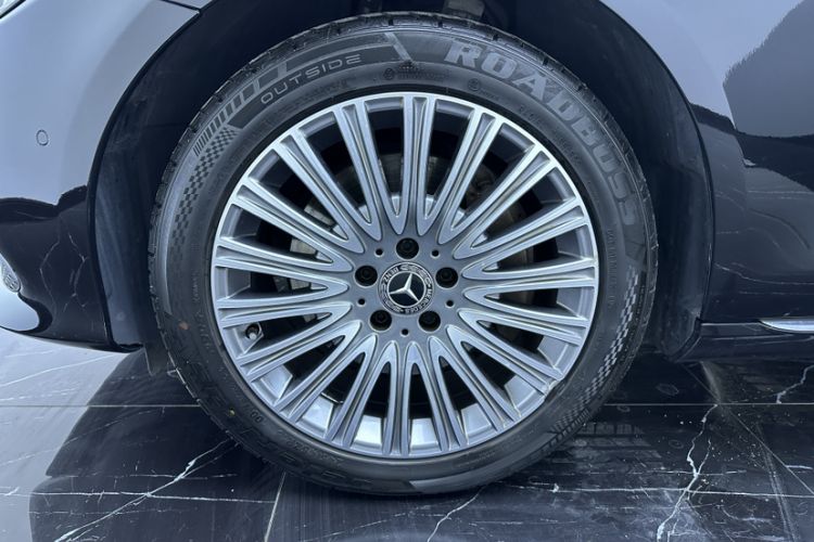 Used Mercedes-Benz E-Class 2020 Facelift E 300 L Stylish Edition