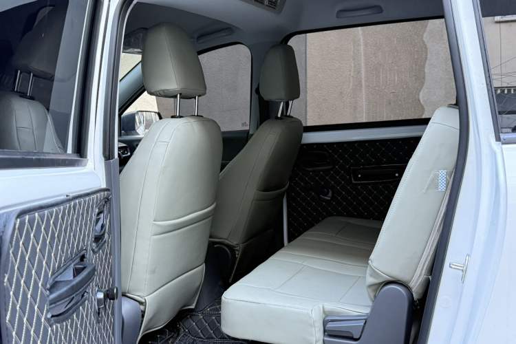 Used Wuling Hongguang New Energy 2025 Extended-Range Hybrid 50 km Standard Version