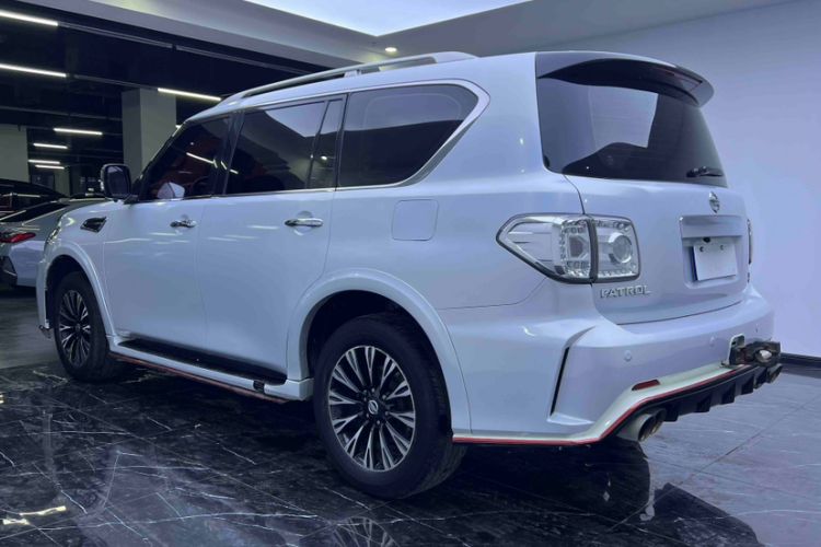 Used Nissan Patrol 2018 4.0L LinkedIn Edition