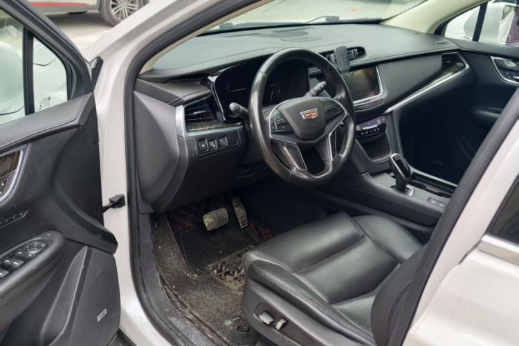 Used Cadillac XT5 2017 Anniversary Edition 25T Luxury Model