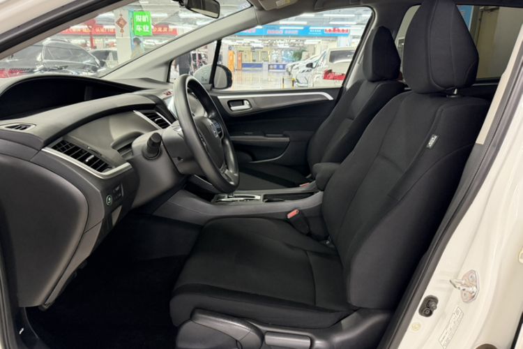 Used Honda Jade 2017 1.8L Automatic Classic Edition 5 seats