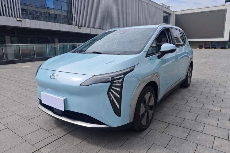 Used AION Y 2023 Younger