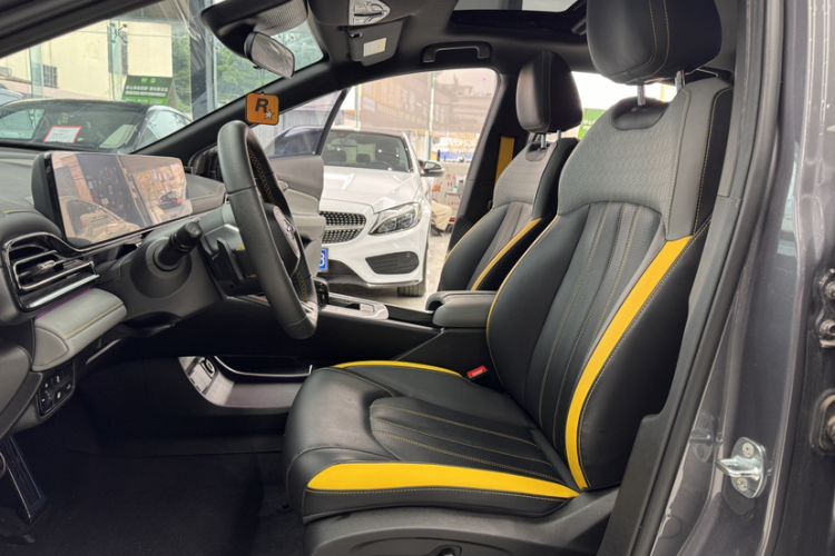 Used GAC Trumpchi EMPOW 2023 270T DCT J15 Version Interior 8