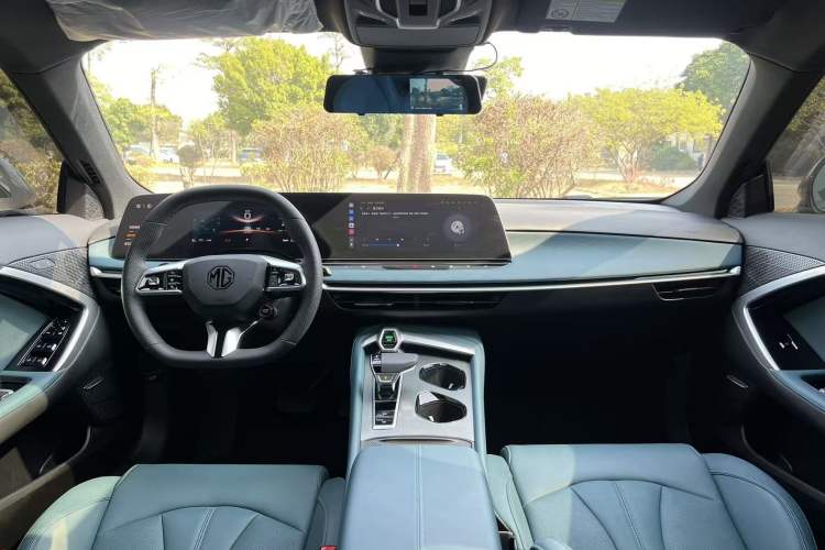 Used MG 7 2025 1.5T 300 DCT Luxury Edition
