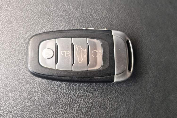 Used Hongqi H5 2022 Classic Model 1.5T DCT Flagship Edition
