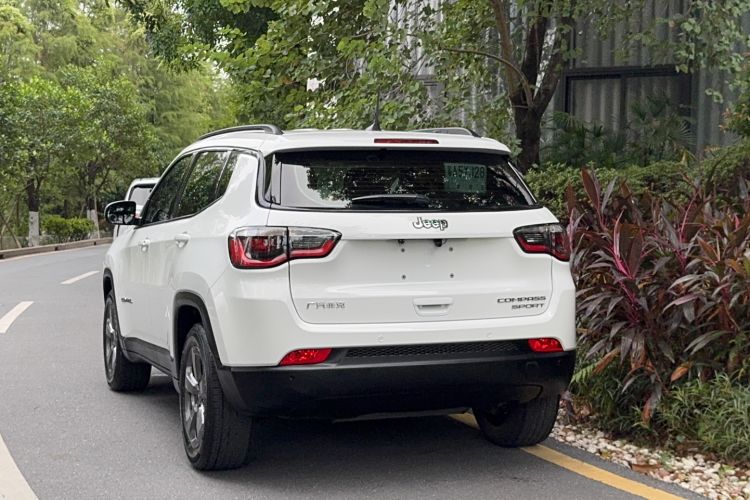 Used Jeep Compass 2017 200T Manual Enjoy Edition
