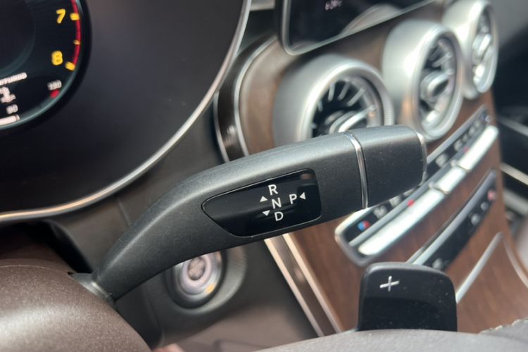 Used Mercedes-Benz GLC 2021 GLC 300 L 4MATIC Dynamic Model
