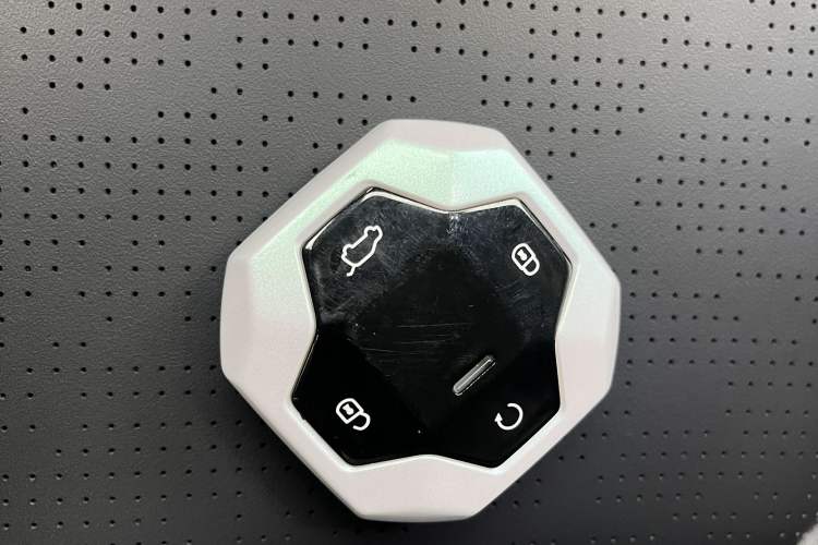 Used JETOUR Shanhai T1 2025 150 km Heading South Interior 6