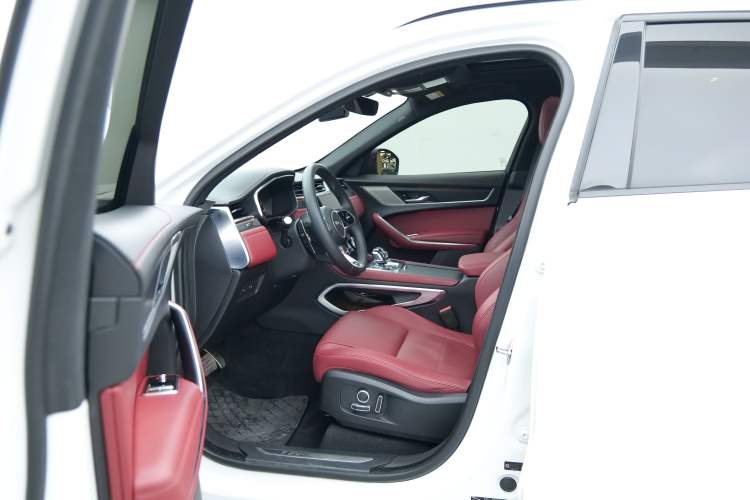 Used Jaguar F-PACE 2022 P250 R-Dynamic BLACK
