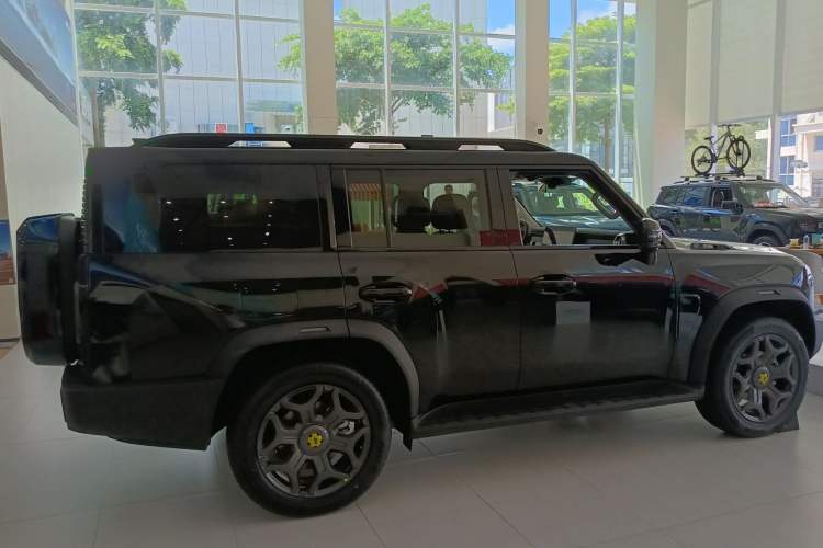 Used JETOUR Traveler C-DM 2025 206km XWD Conquer Extended Version 7 Seats
