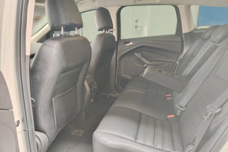 Used Ford Kuga 2015 1.5L GTDi Two-Wheel-Drive Comfort Model
