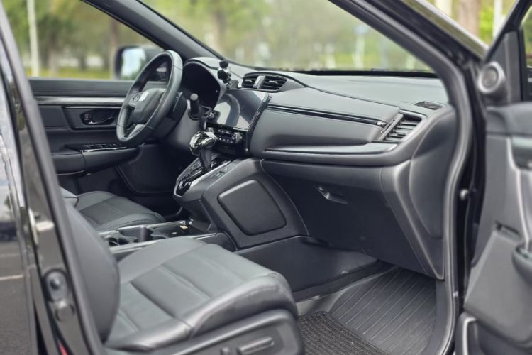 Used Honda CR-V 2021 240TURBO CVT 2WD Black Jazz Edition Interior 2