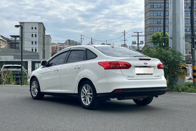 Used Ford Focus 2017 Sedan 1.6L Automatic Fashion Edition Smart Drive Version
