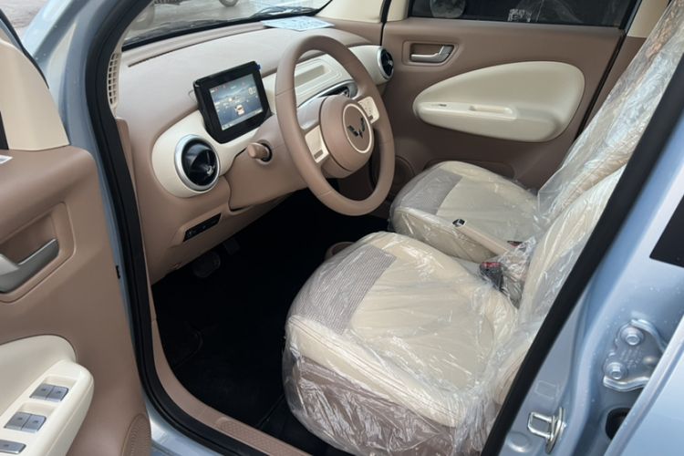 Used Wuling Hongguang MINIEV 2025 Four-Door Version Advanced Edition
