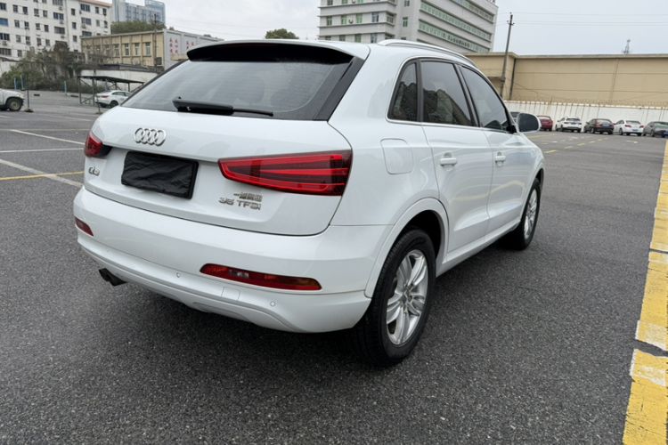 Used Audi Q3 2015 35 TFSI Comfort Model Exterior 3