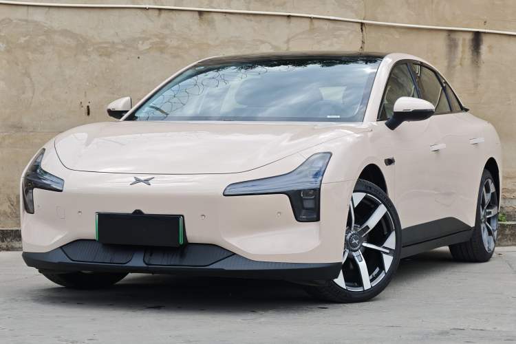 Used XPeng MONA M03 2024 620 with Ultra-Long Range
