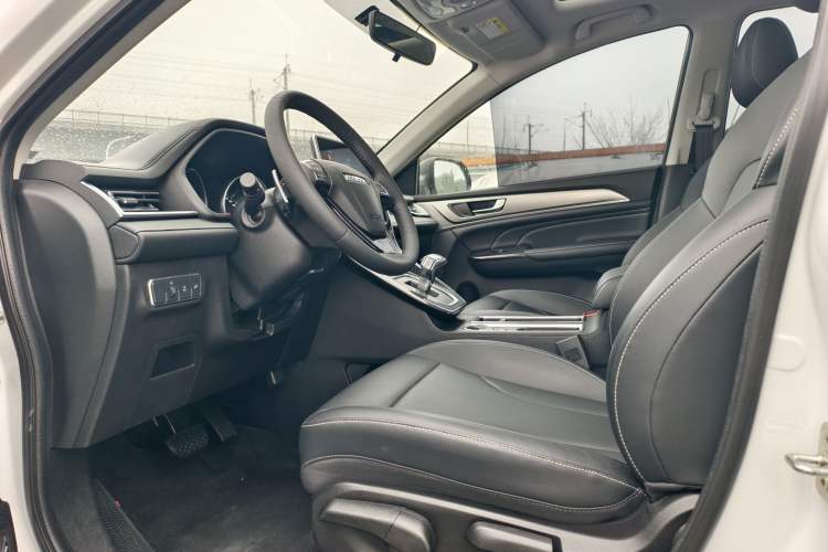 Used Haval M6 2021 PLUS 1.5T DCT Luxury Smart Connectivity Model