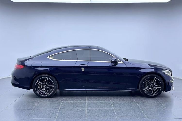 Used Mercedes-Benz C-Class 2021 C 260 Coupe Exterior 3