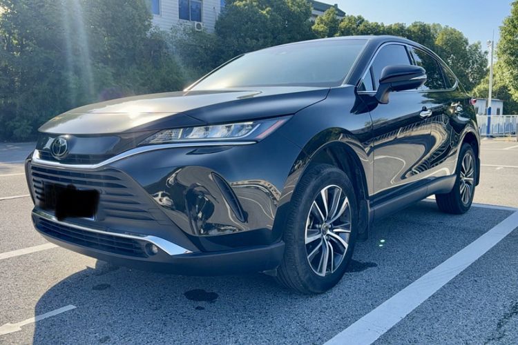 Used Toyota Harrier 2023 2.0L CVT Two-Wheel Drive Luxury Edition