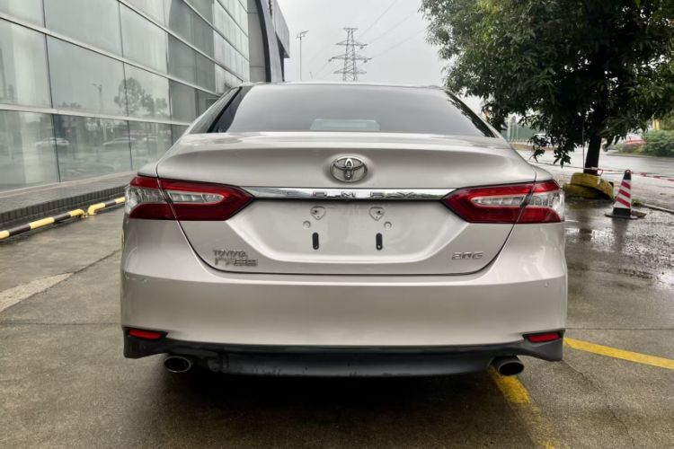Used Toyota Camry 2018 2.0G Luxury Edition Exterior 8