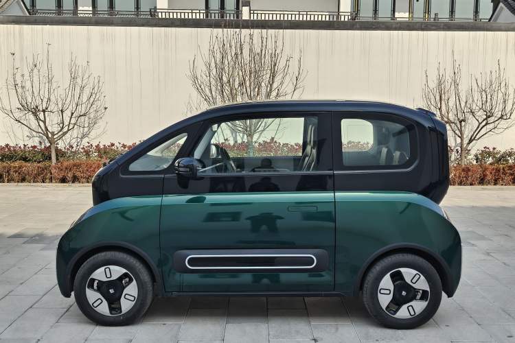 Used Baojun KiWi EV 2022 Designer Lite Edition Lithium Iron Phosphate
