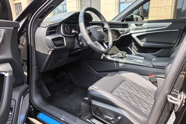 Used Audi A6L 2025 Revised 45 TFSI Prestige Dynamic Edition
