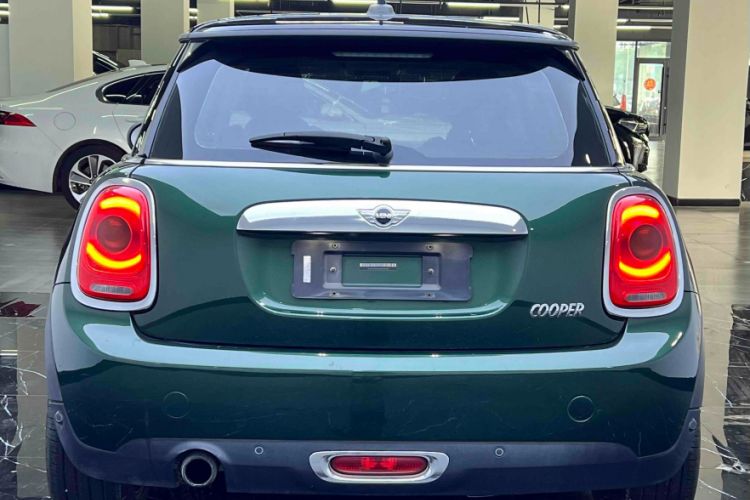 Used MINI MINI 2016 1.5T COOPER Avant-Garde