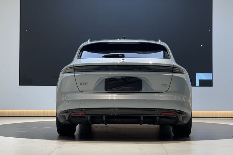 Used Nio ET5T 2025 75 kWh Touring Exterior 1