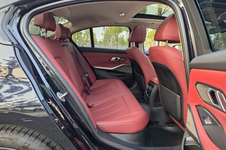 Used BMW 3 Series 2022 325i M Sport Night Edition Package
