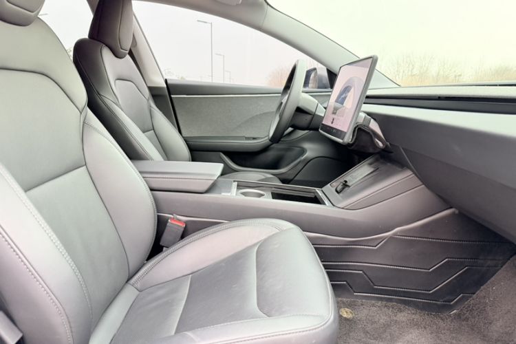 Used Tesla Model 3 2023 Rear-Wheel-Drive Version
