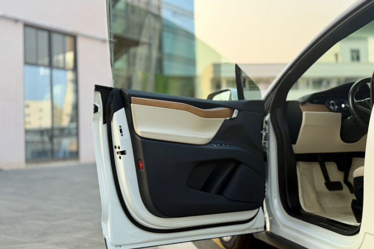 Used Tesla Model X 2019 Long-Range Version