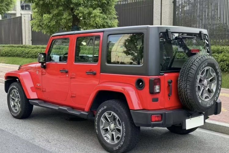 Used Jeep Wrangler 2017 3.0L Sahara Four-Door Comfort Edition