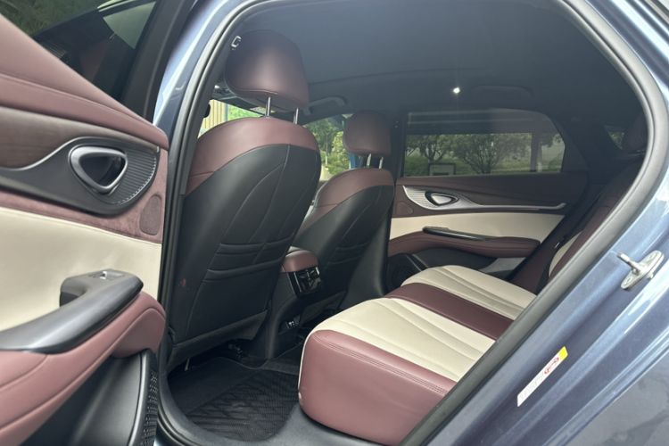 Used BYD Seal 2023 DM-i 1.5L 121km Prestige Model