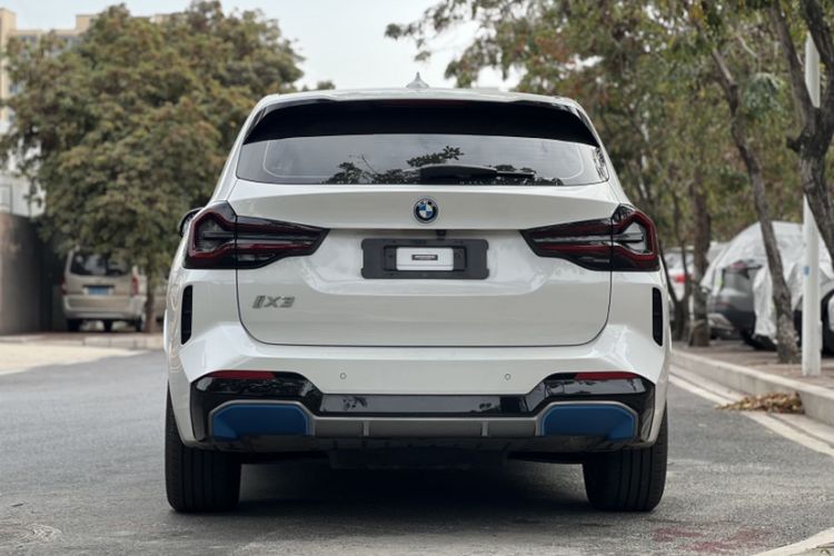 Used BMW iX3 2022 Leading Model Exterior 3