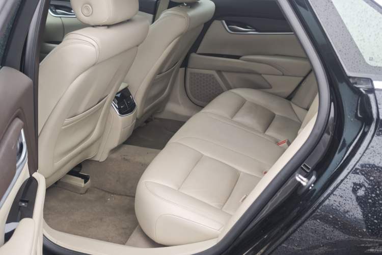 Used Cadillac XTS 2015 28T Comfort Model