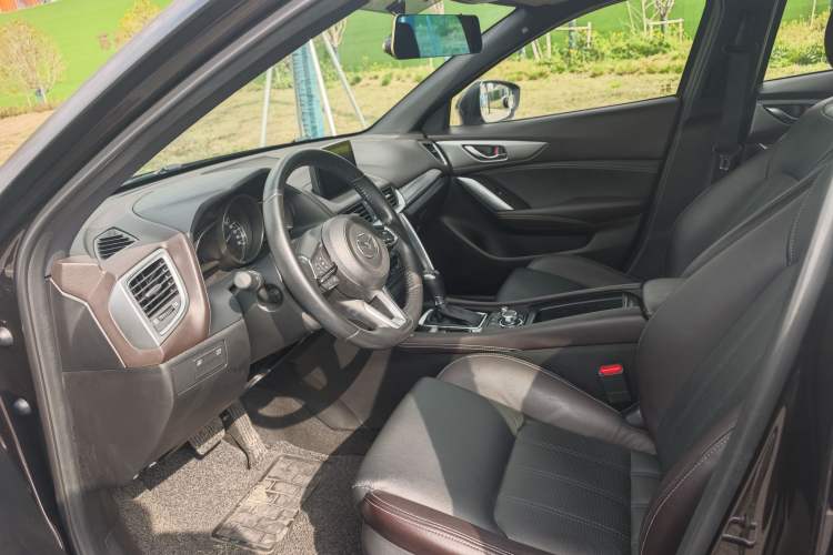 Used Mazda CX-4 2018 2.0L Automatic Two-Wheel Drive Blue Sky Luxury Edition