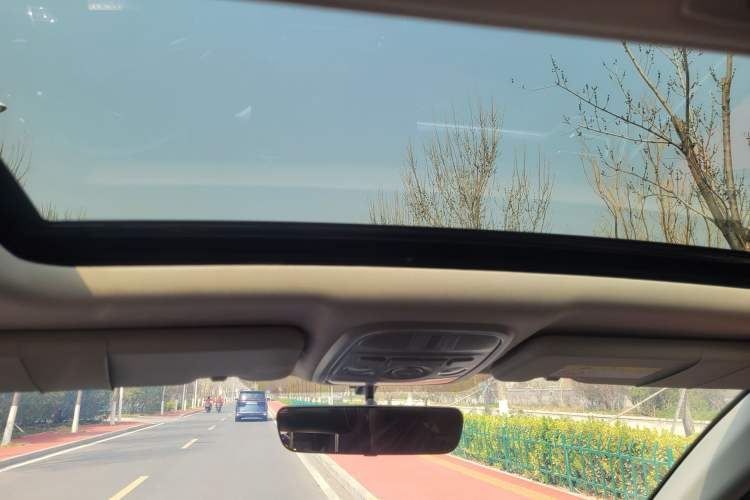 Used Haval M6 2021 PLUS 1.5T DCT Luxury Smart Connectivity Model Headliner