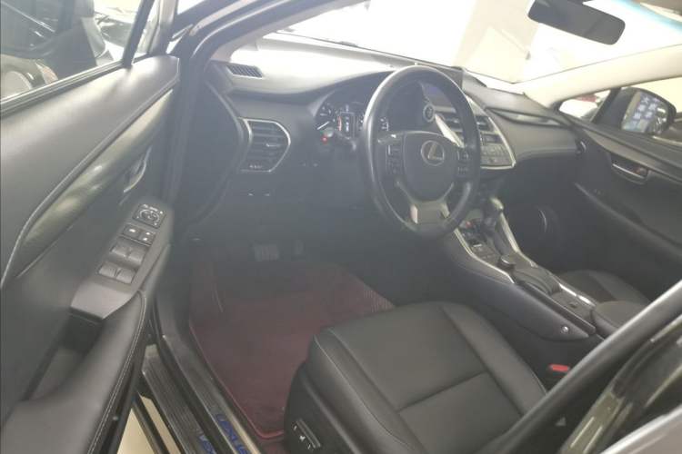 Used Lexus NX 2015 300h Front-Drive Fēngshàng Edition