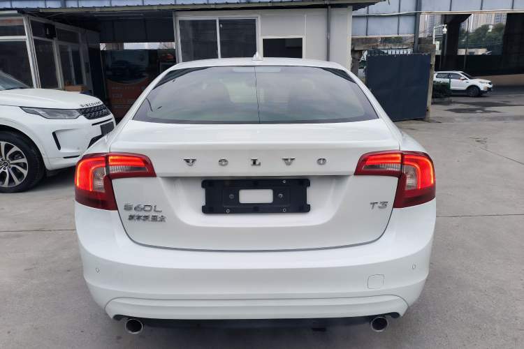 Used Volvo S60 2016 S60L T3 Smart Drive Edition
